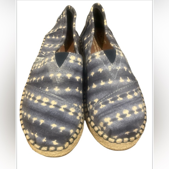 TOMS NAVY BATIK STRIPE SLIP ON - Picture 2 of 5